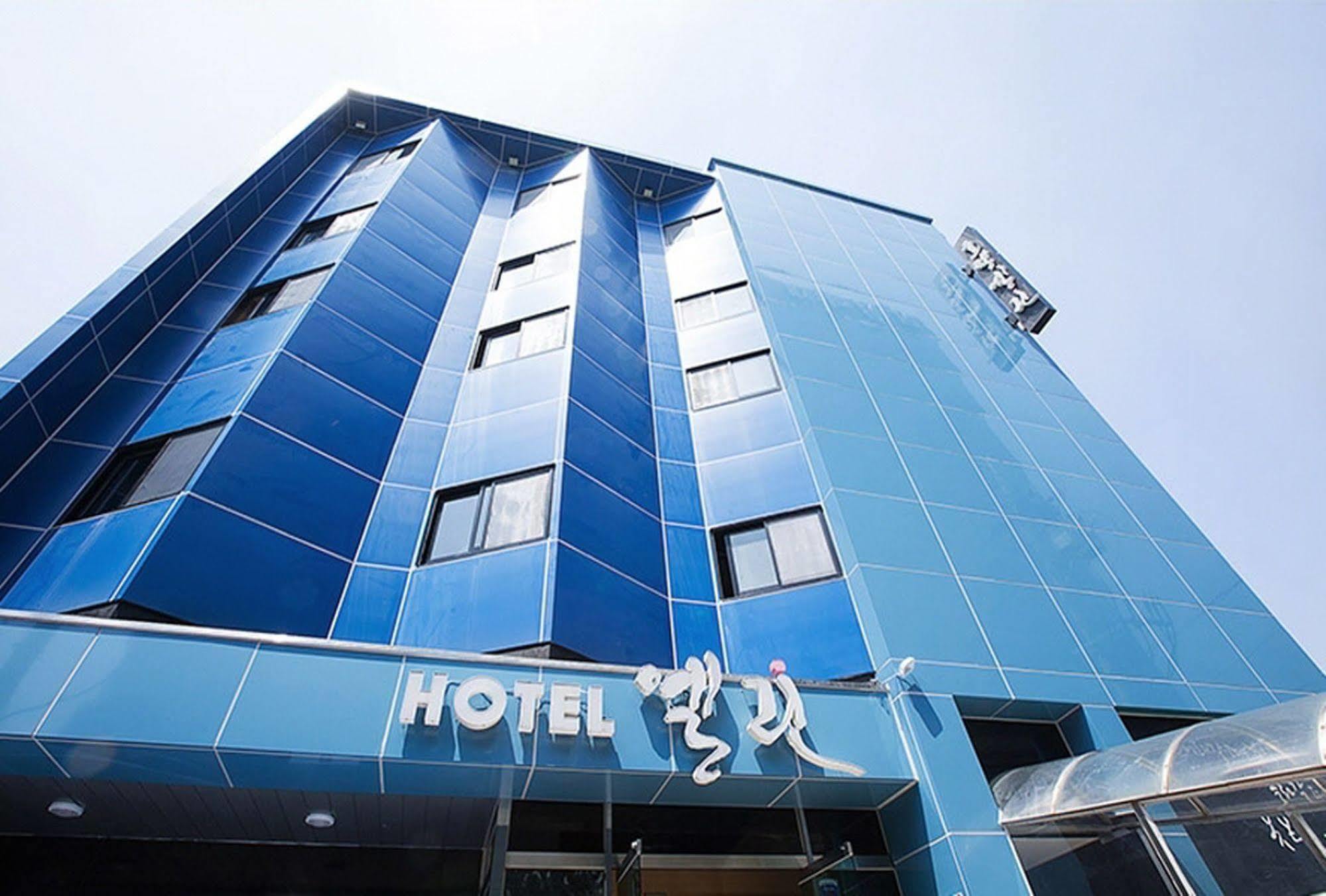 Elin Hotel Jeju Exteriör bild